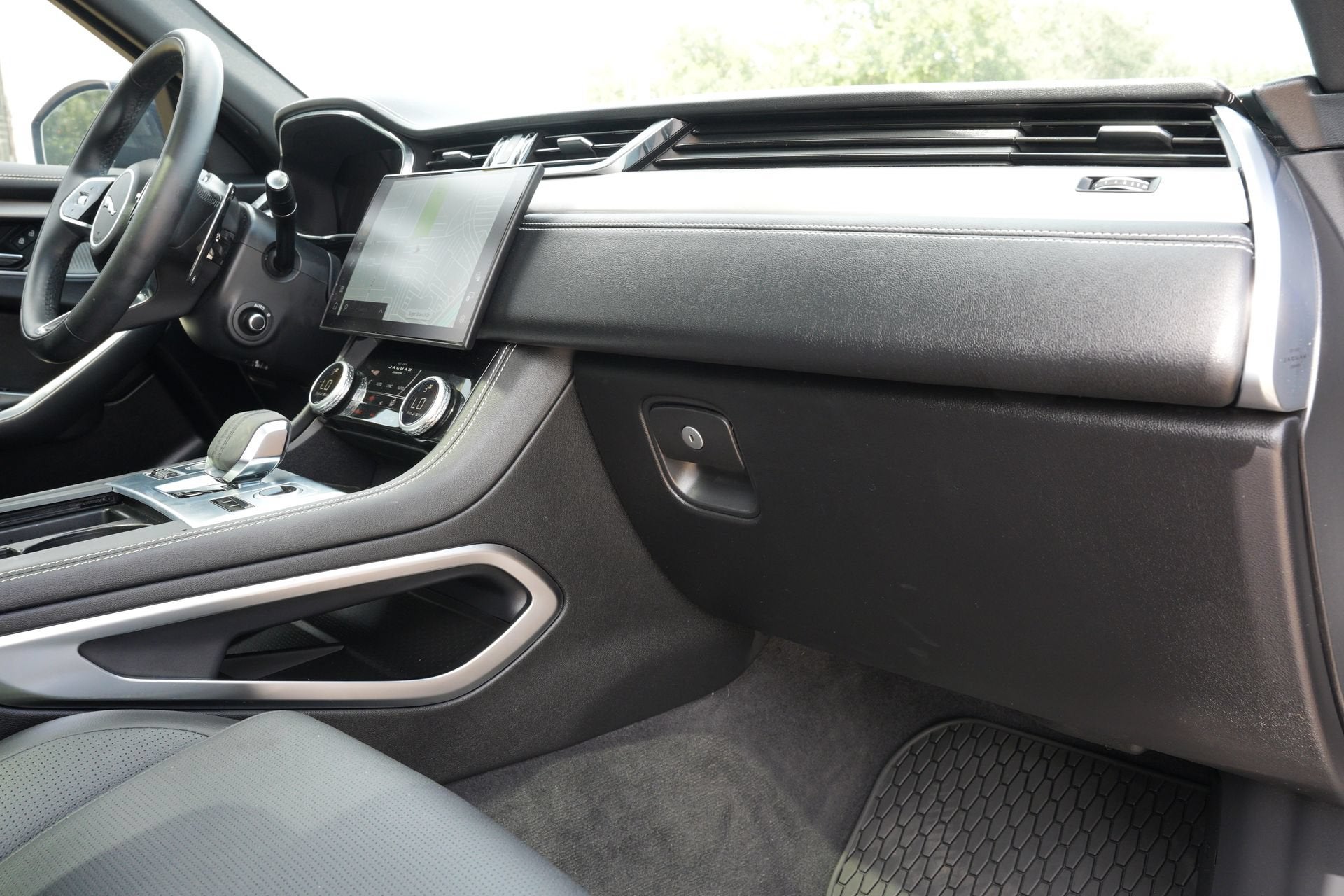 2026 Jaguar F-PACE R-Dynamic S