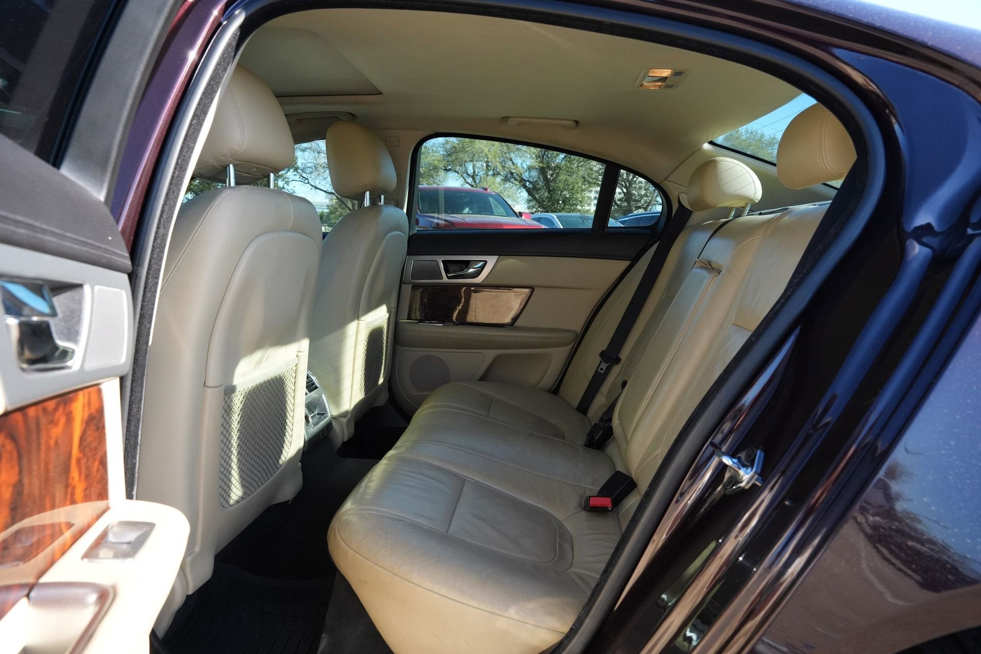 2013 Jaguar XF I4 RWD