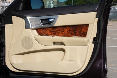 2013 Jaguar XF I4 RWD