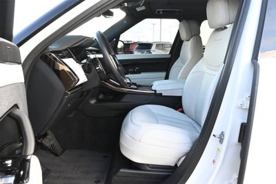 2024 Land Rover Range Rover Sport SE