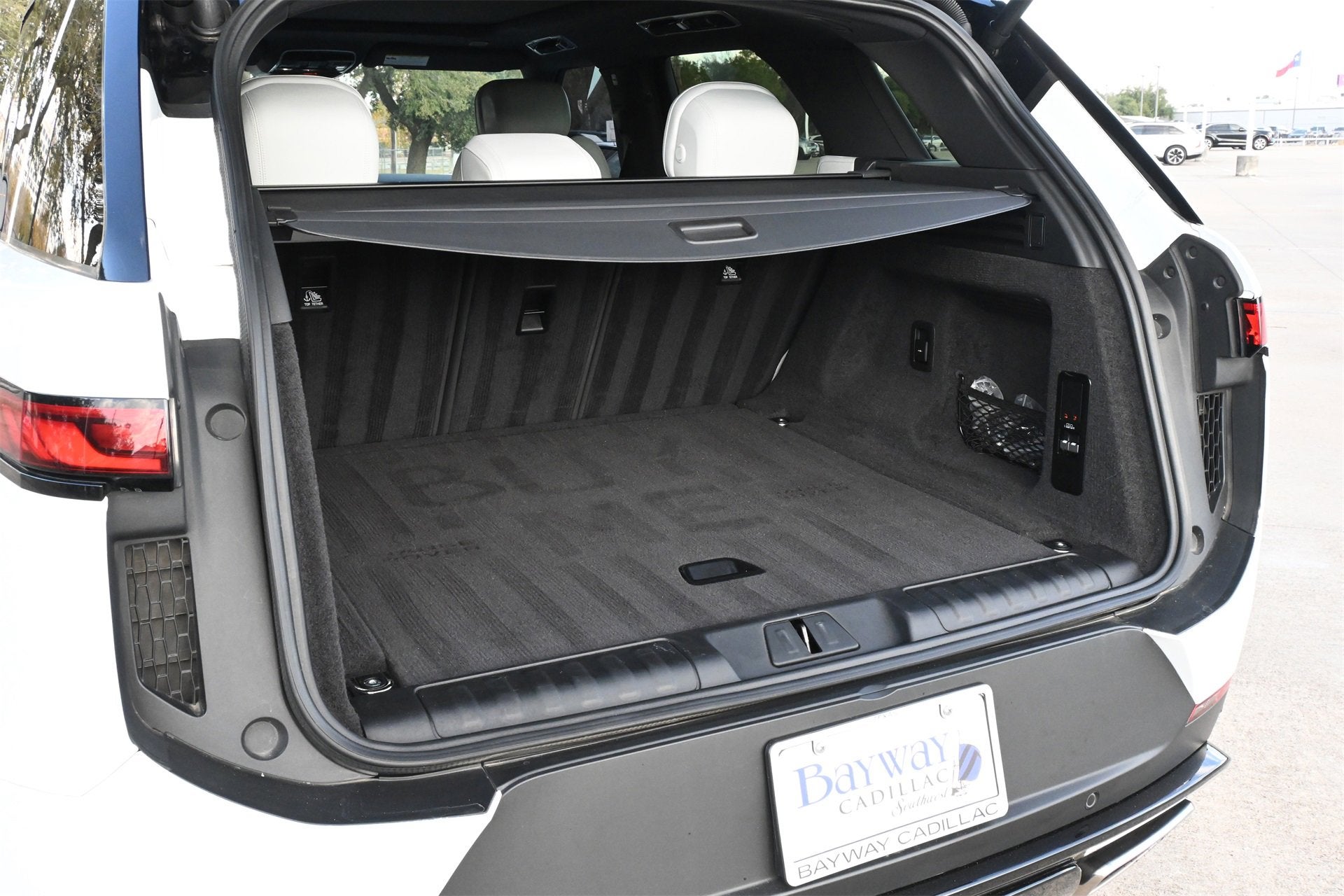 2024 Land Rover Range Rover Sport SE