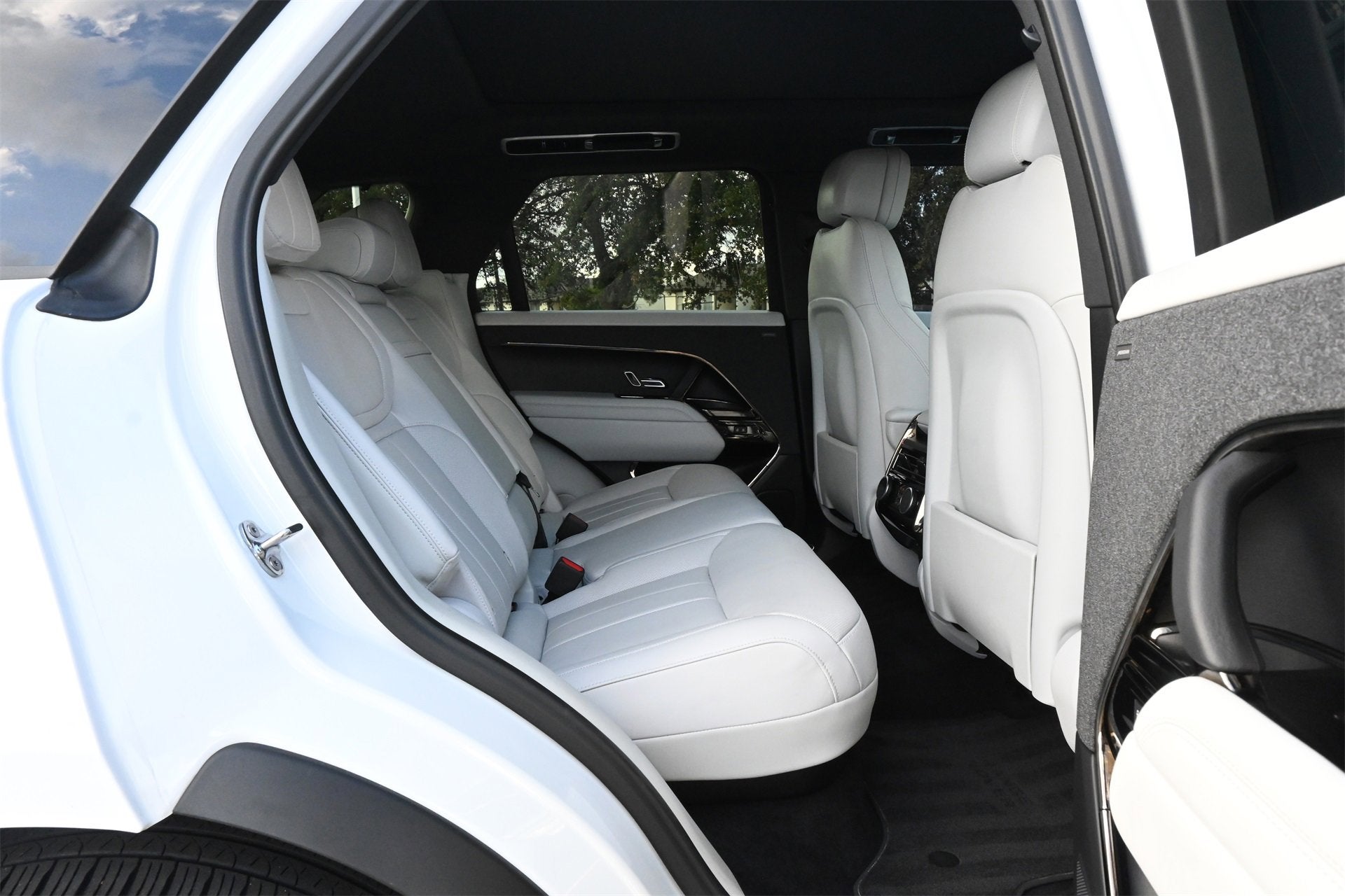 2024 Land Rover Range Rover Sport SE