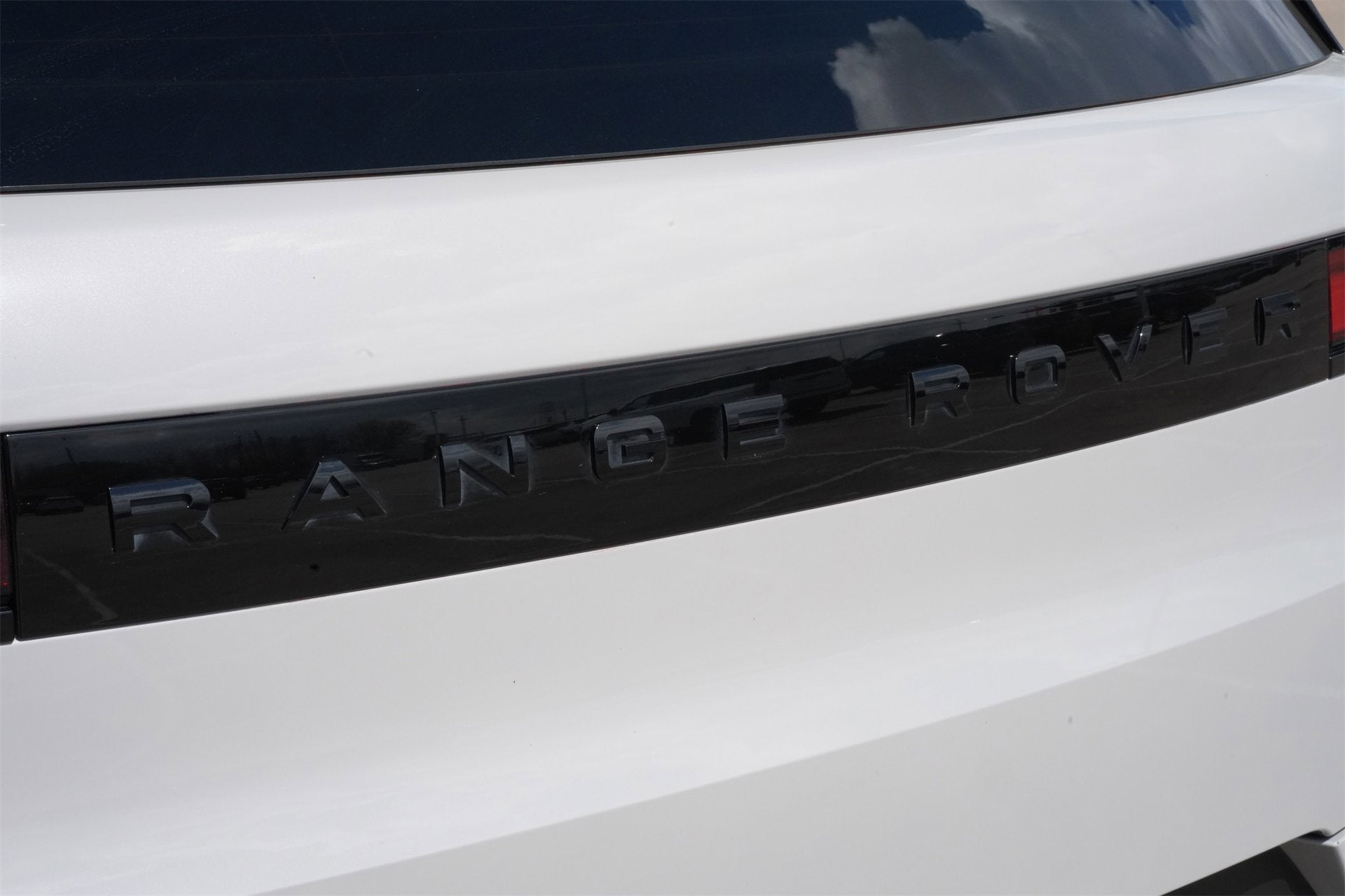 2024 Land Rover Range Rover Sport SE