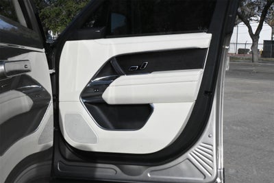 2023 Land Rover Range Rover SE