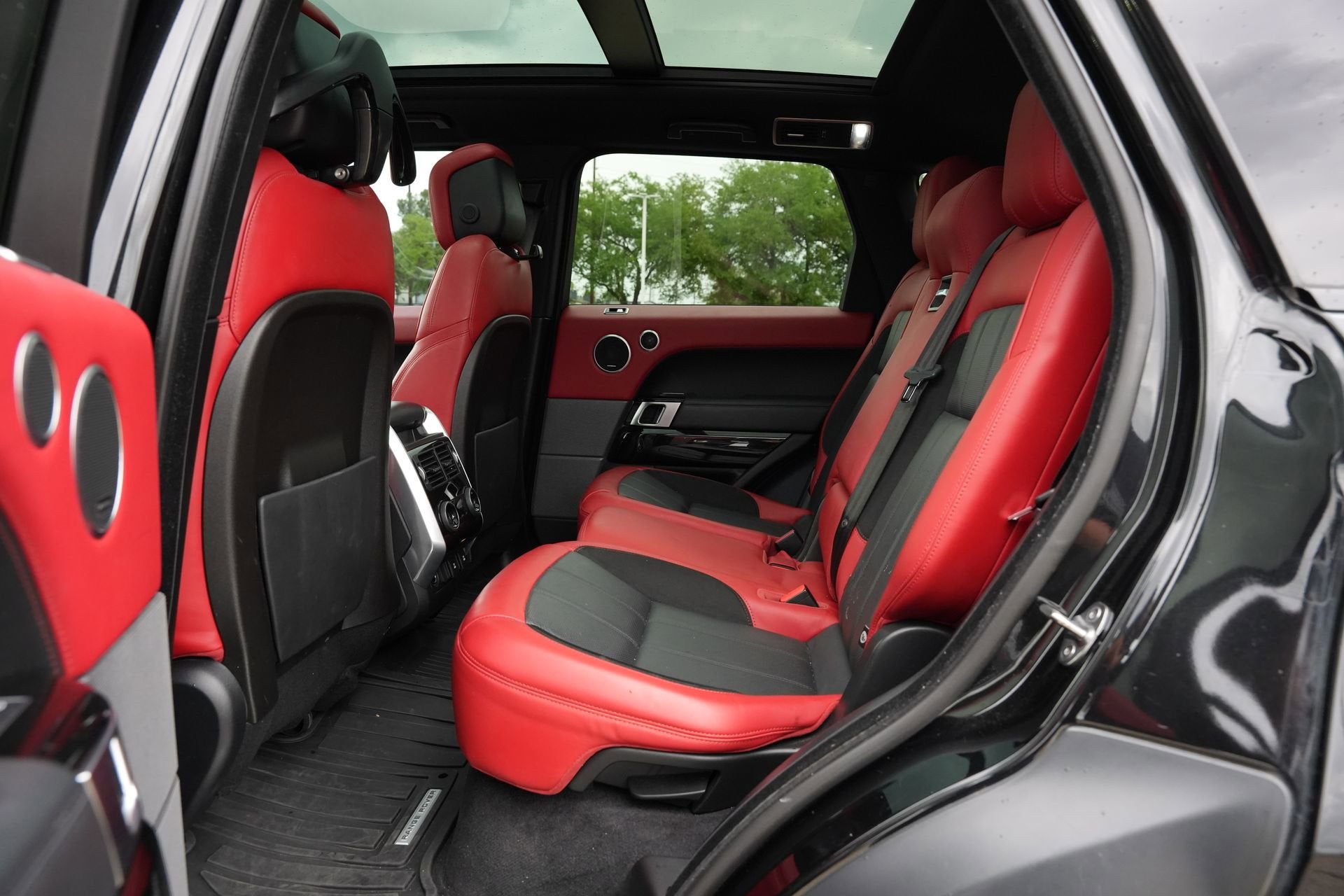 2020 Land Rover Range Rover Sport HST