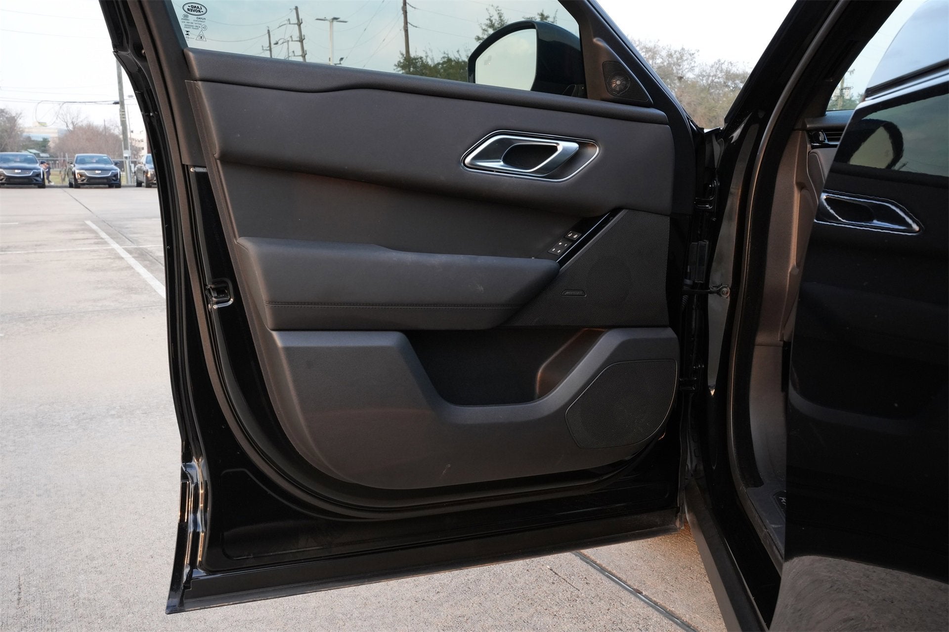 2024 Land Rover Range Rover Velar Dynamic SE