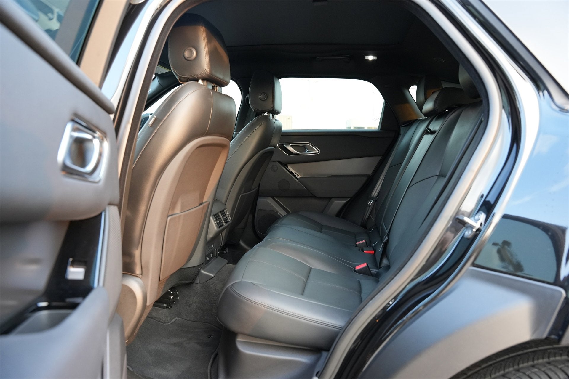 2024 Land Rover Range Rover Velar Dynamic SE