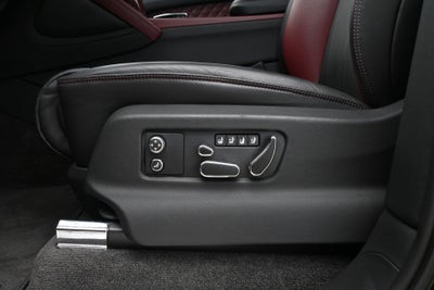 2024 Bentley Bentayga V8