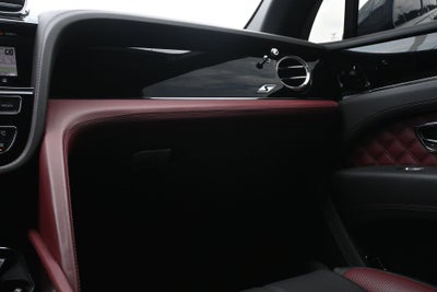 2024 Bentley Bentayga V8
