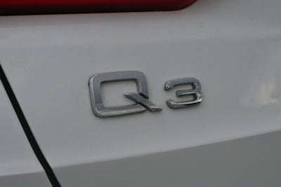 2022 Audi Q3 S line Premium