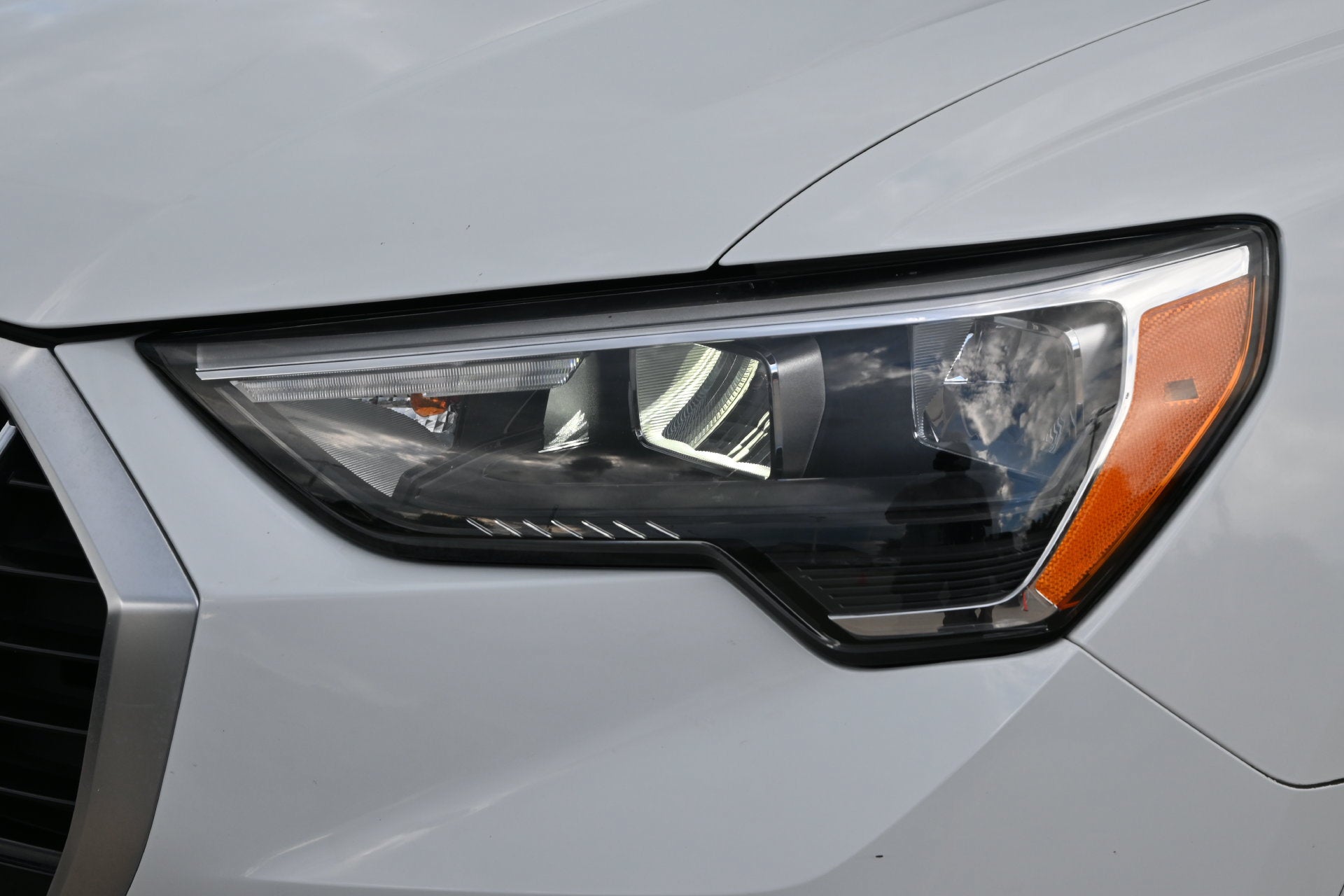 2022 Audi Q3 S line Premium