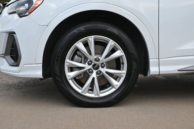 2022 Audi Q3 S line Premium