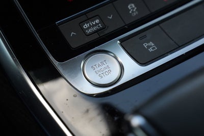 2020 Audi Q7 Premium Plus