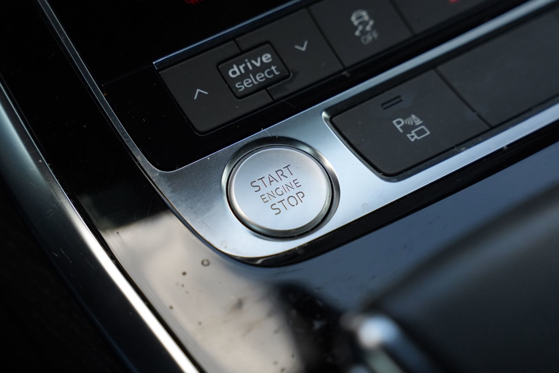 2020 Audi Q7 Premium Plus