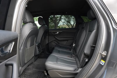 2020 Audi Q7 Premium Plus