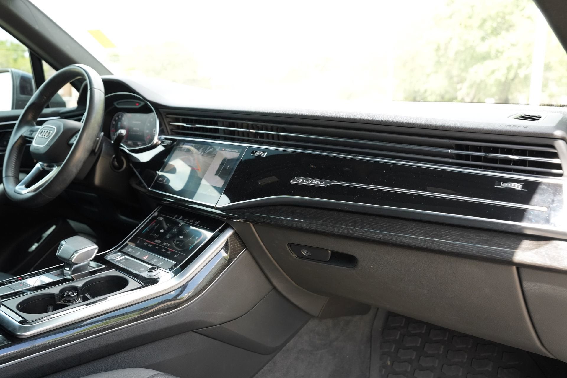 2020 Audi Q7 Premium Plus