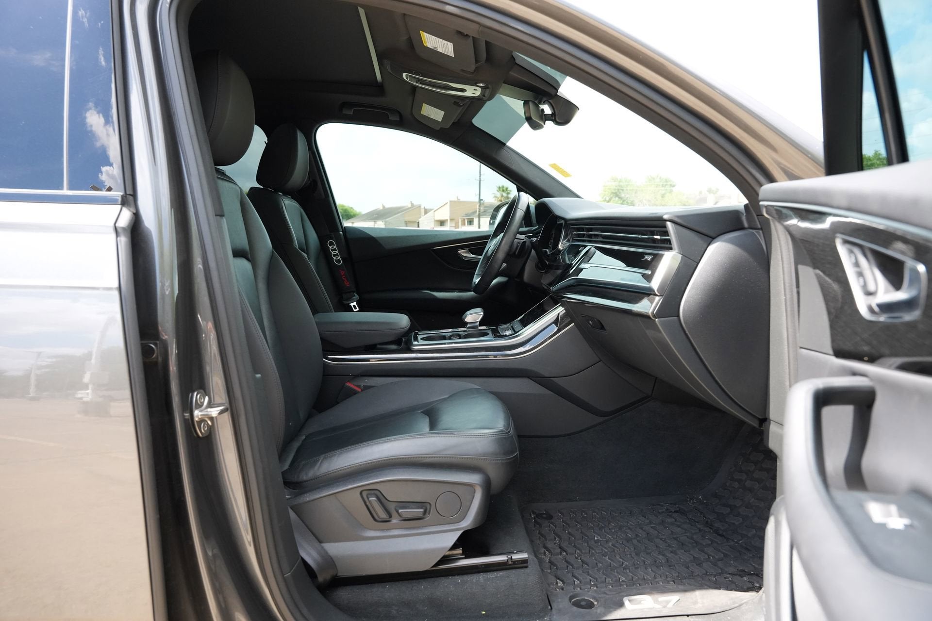 2020 Audi Q7 Premium Plus