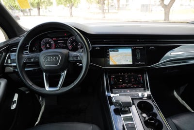 2020 Audi Q7 Premium Plus