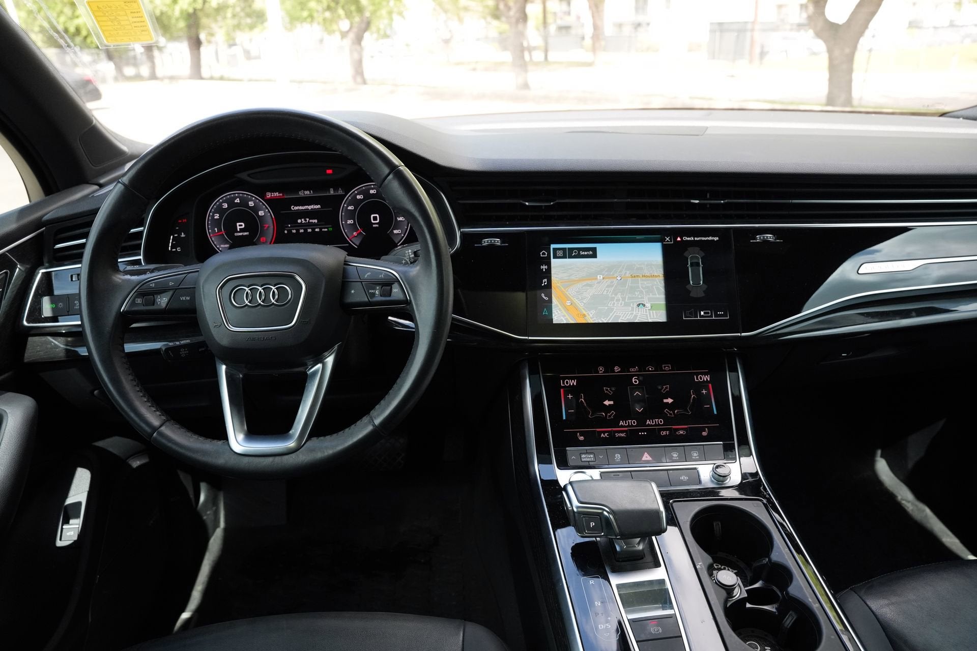 2020 Audi Q7 Premium Plus