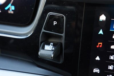 2025 Porsche Cayenne NA