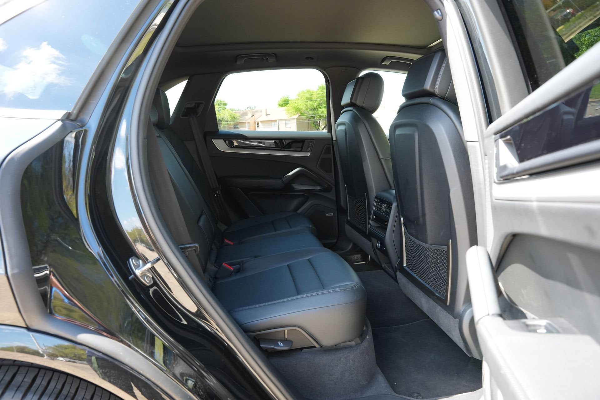 2025 Porsche Cayenne NA