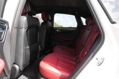 2024 Porsche Macan GTS