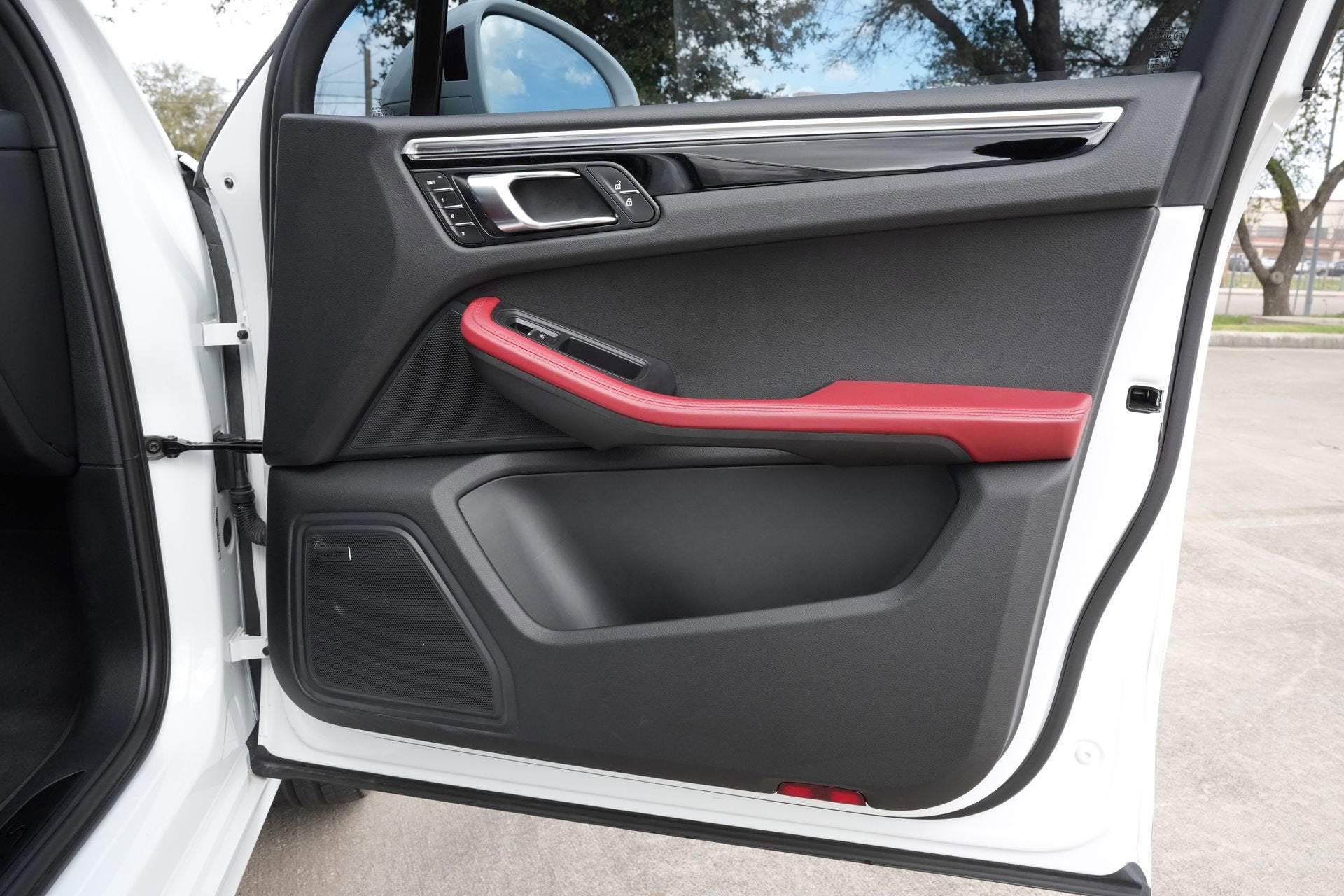 2024 Porsche Macan GTS