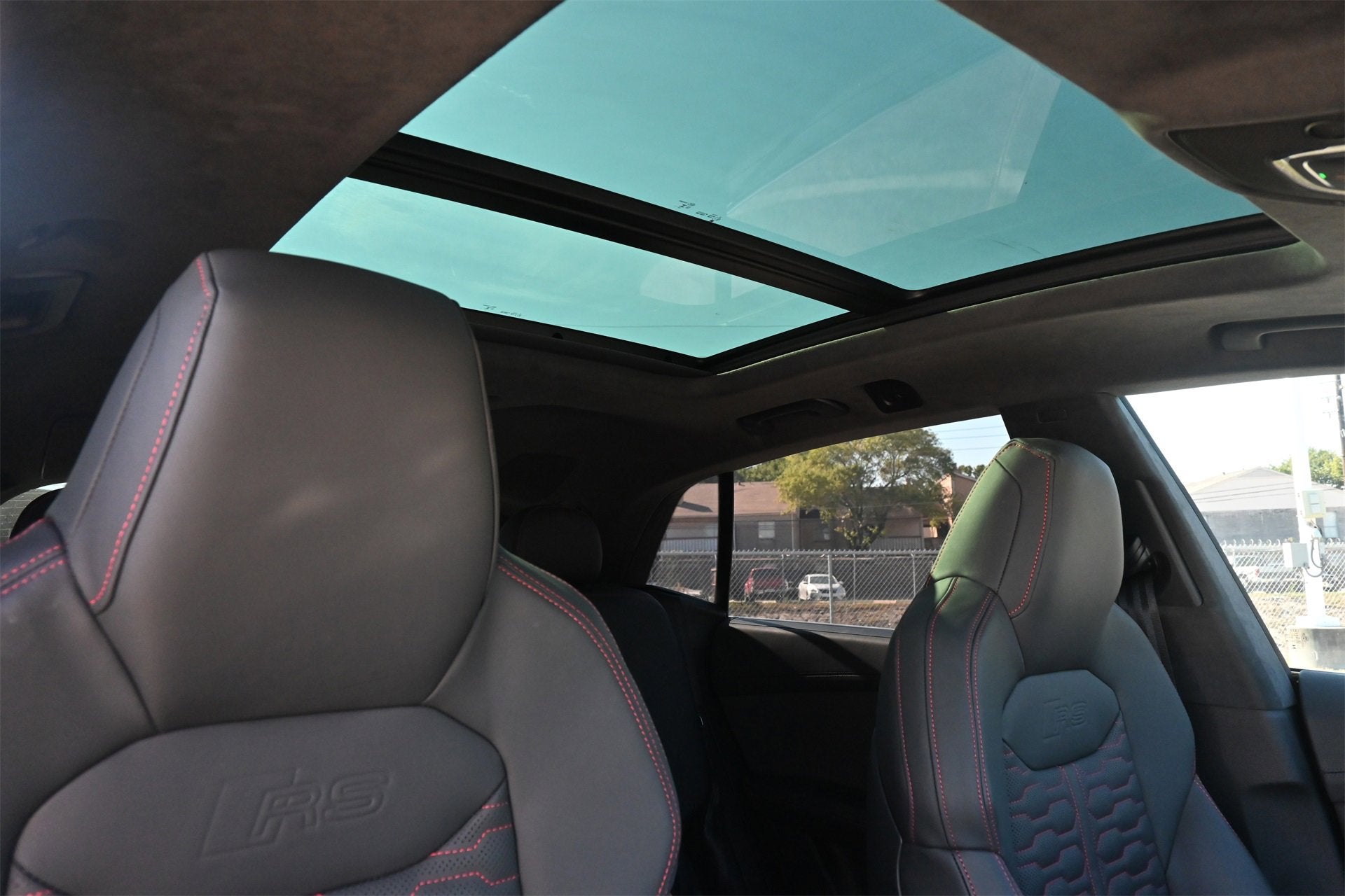 2025 Audi RS Q8 performance