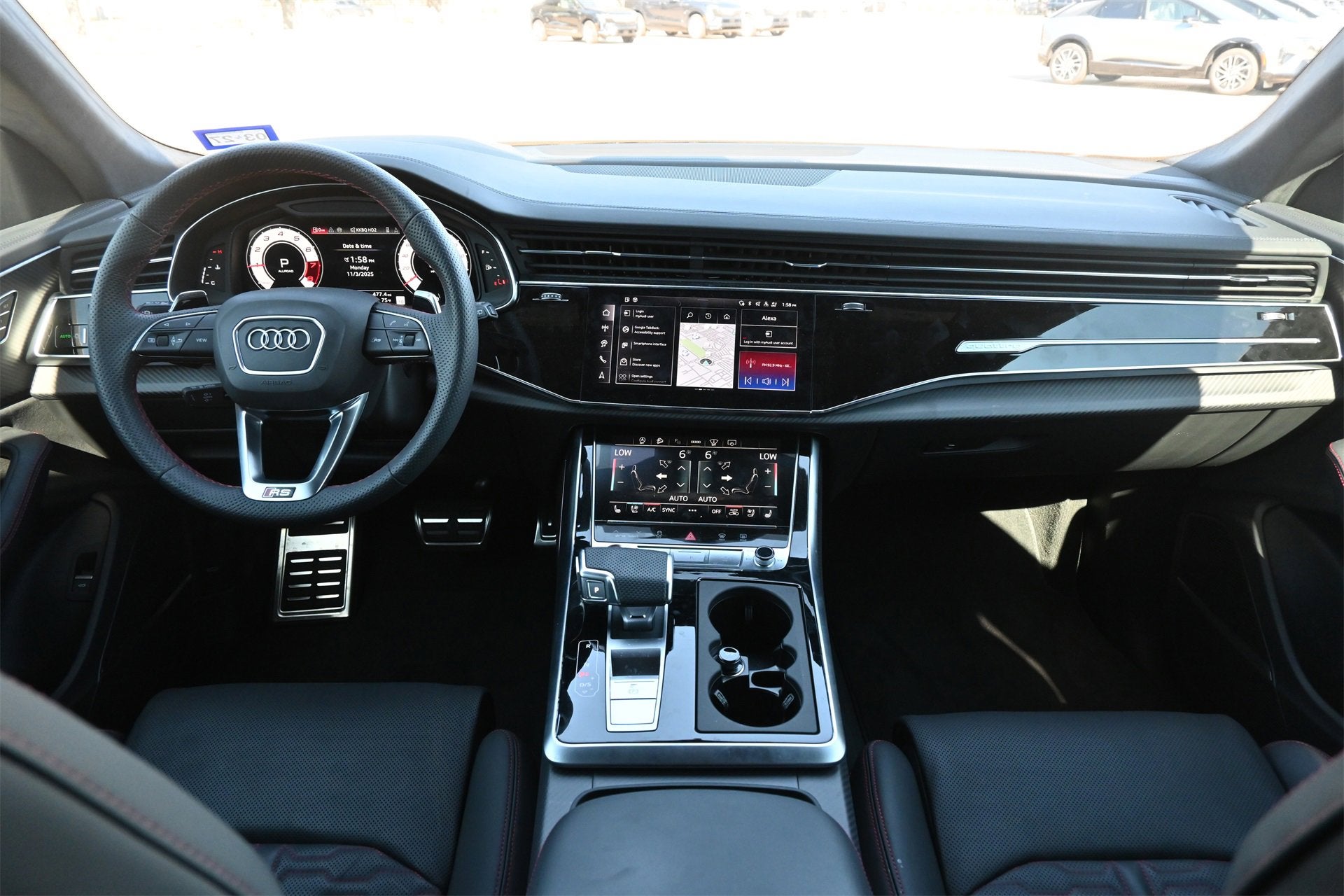 2025 Audi RS Q8 performance