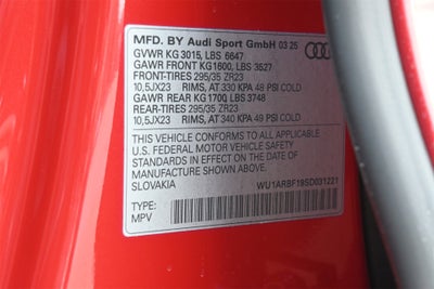 2025 Audi RS Q8 performance