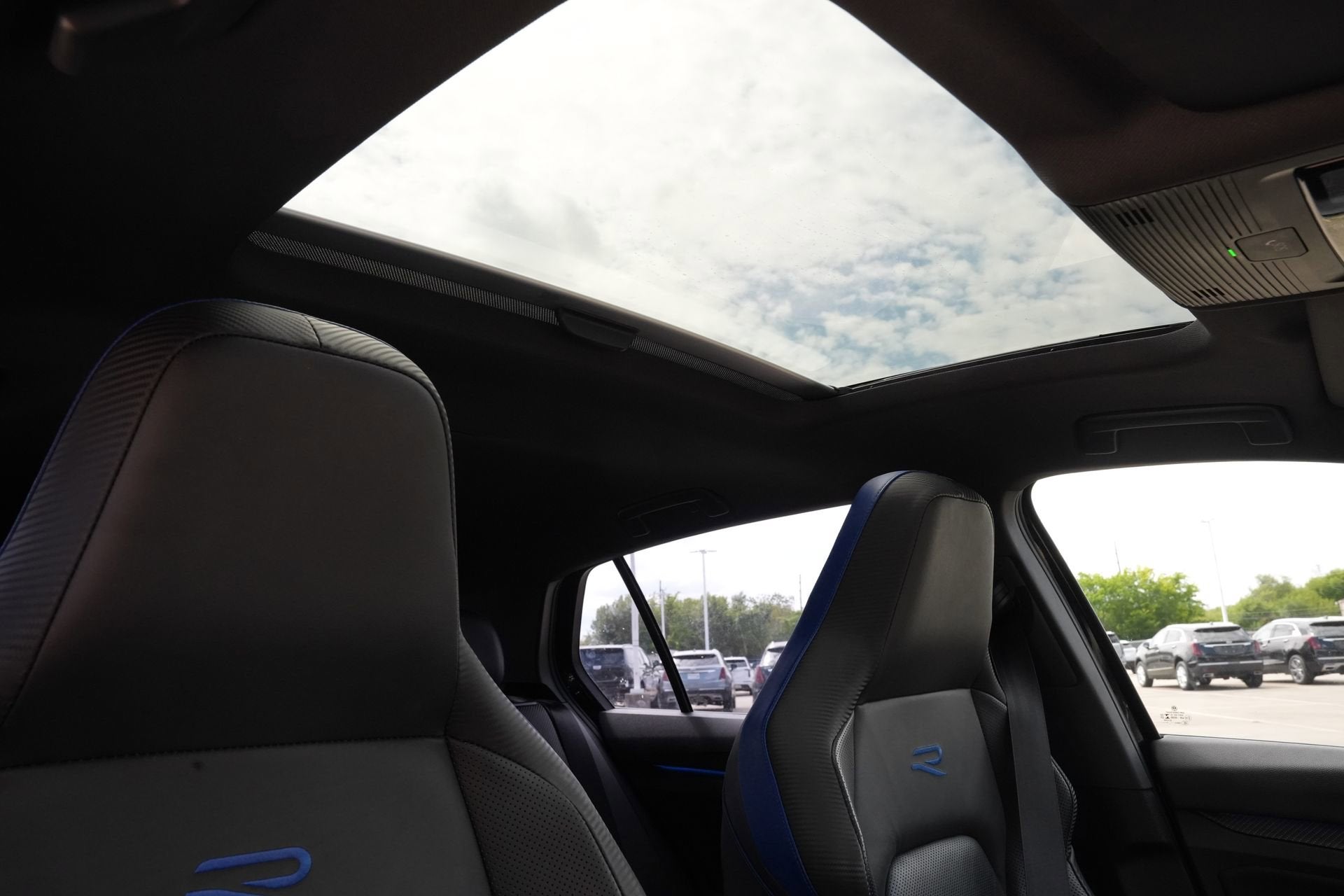 2022 Volkswagen Golf R NA