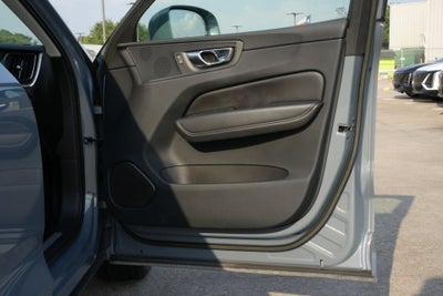 2023 Volvo XC60 Core
