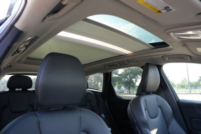 2023 Volvo XC60 Core