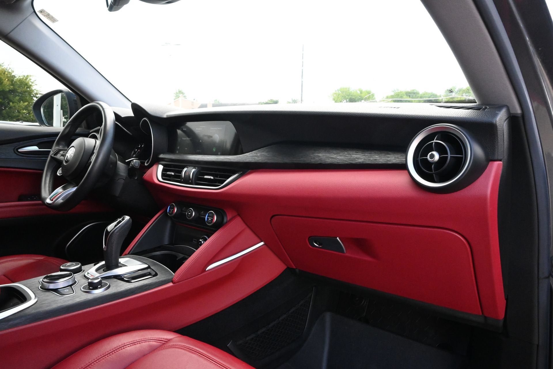 2021 Alfa Romeo Stelvio BASE