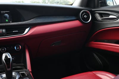 2021 Alfa Romeo Stelvio BASE