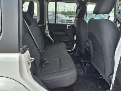 2022 Jeep Wrangler Unlimited Unlimited Sahara 4X4