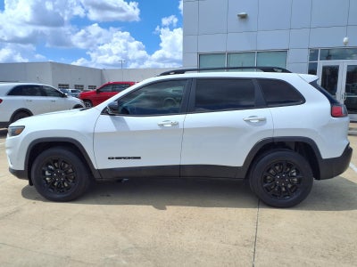 2023 Jeep Cherokee Altitude 4X4