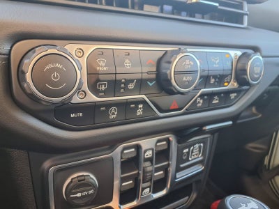 2024 Jeep Wrangler Sahara 4X4