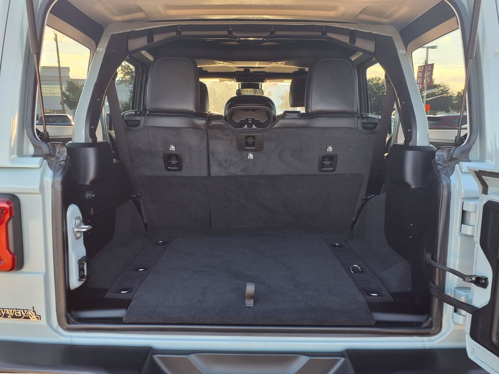 2024 Jeep Wrangler Sahara 4X4