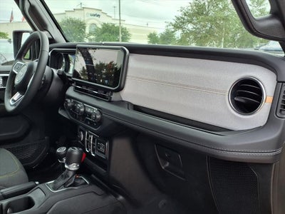 2025 Jeep Wrangler Sahara 4X4