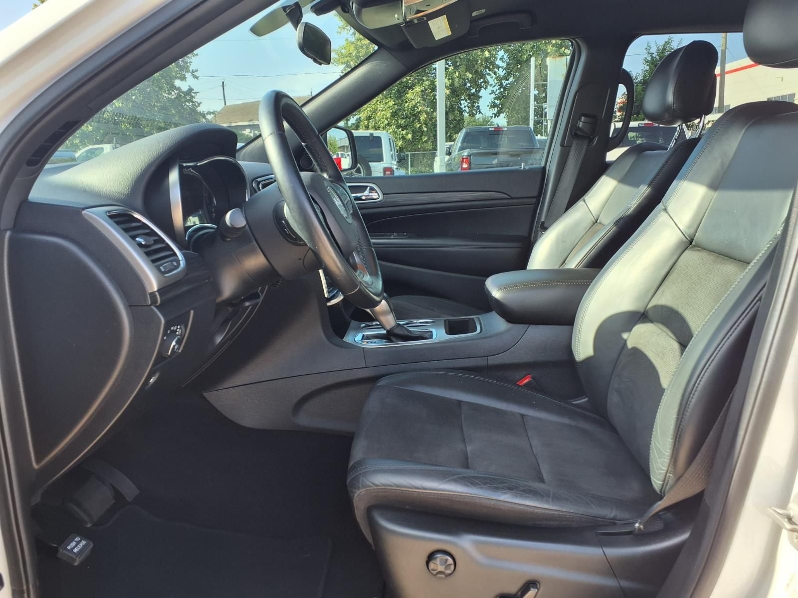 2021 Jeep Grand Cherokee Altitude APPEARANCE PKG