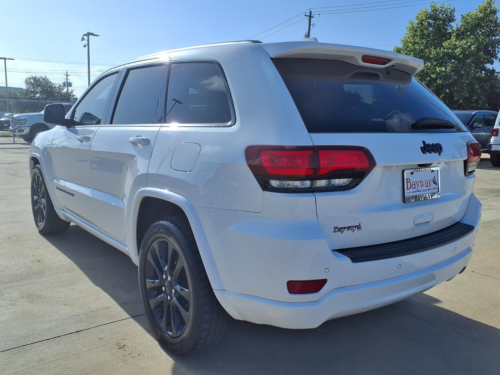 2021 Jeep Grand Cherokee Altitude APPEARANCE PKG
