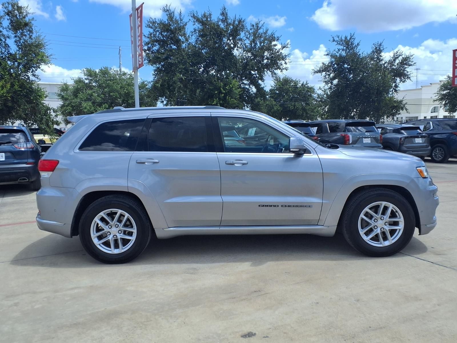 2018 Jeep Grand Cherokee Summit 4X4 PLATINUM SERIES