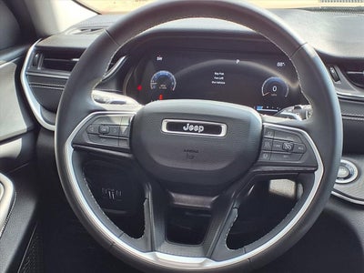 2023 Jeep Grand Cherokee Laredo