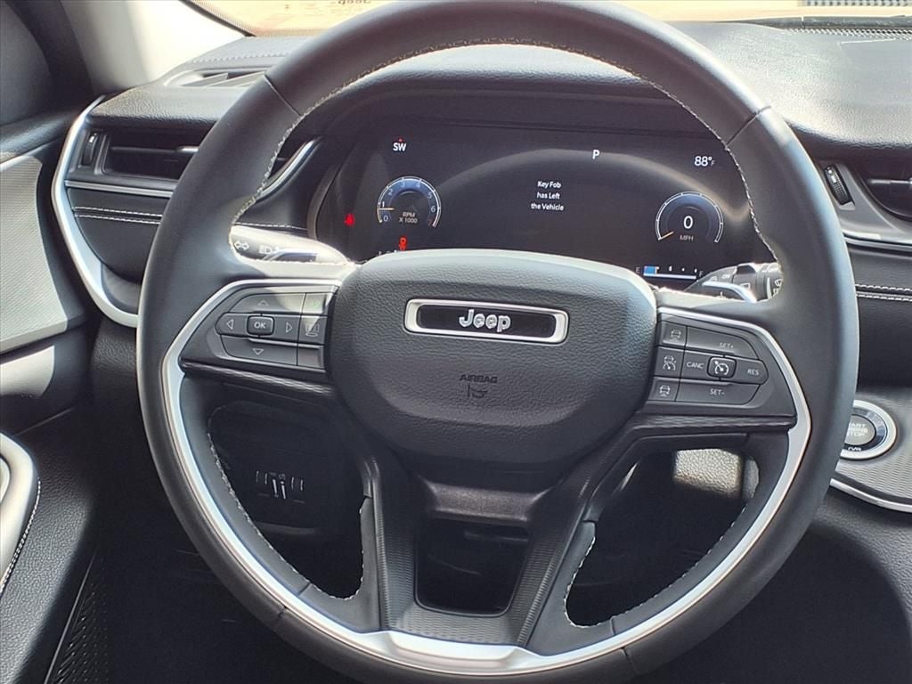 2023 Jeep Grand Cherokee Laredo