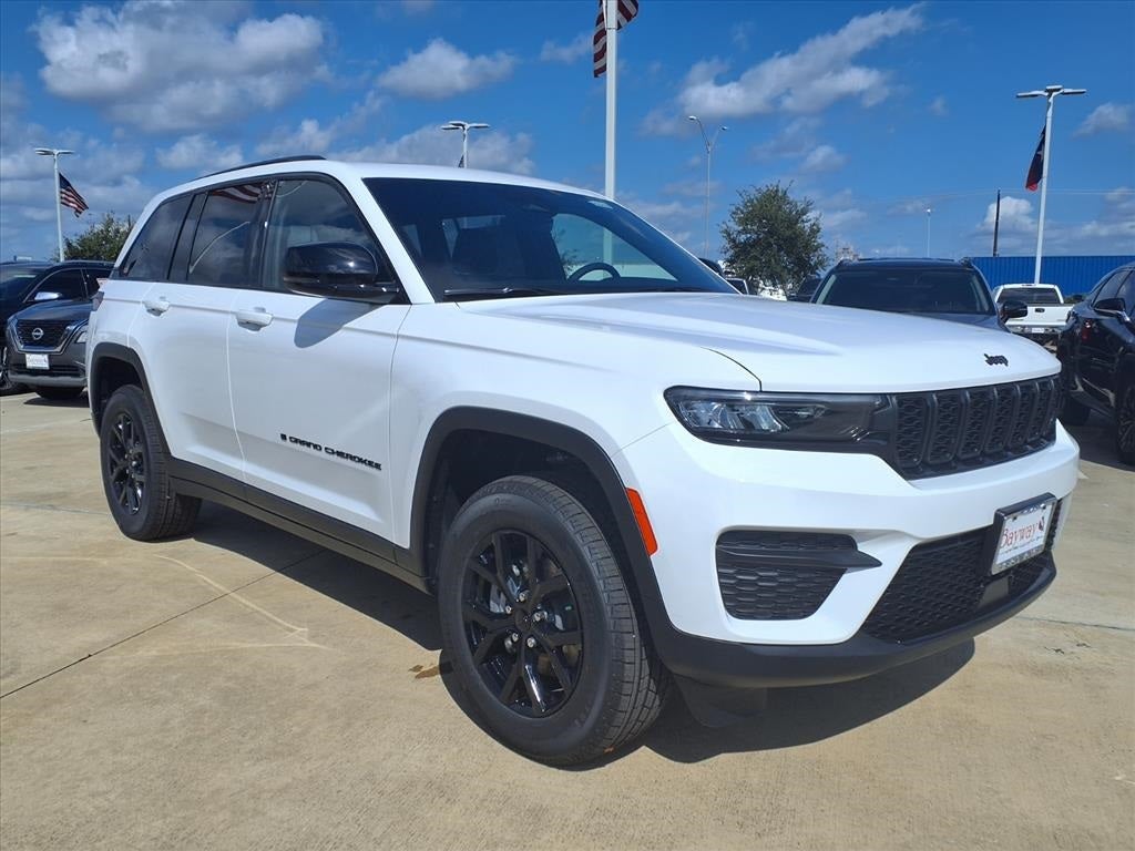 2025 Jeep Grand Cherokee Laredo