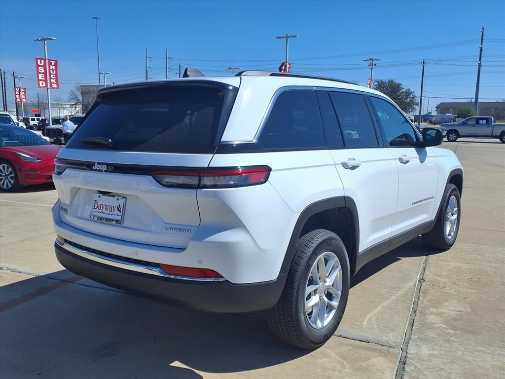 2026 Jeep Grand Cherokee Laredo