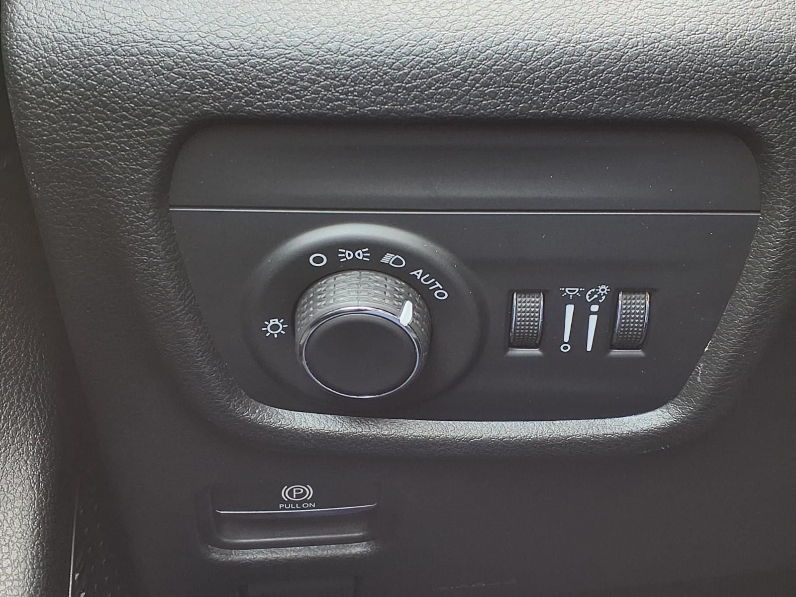 2023 Jeep Grand Cherokee Altitude W/SUNROOF