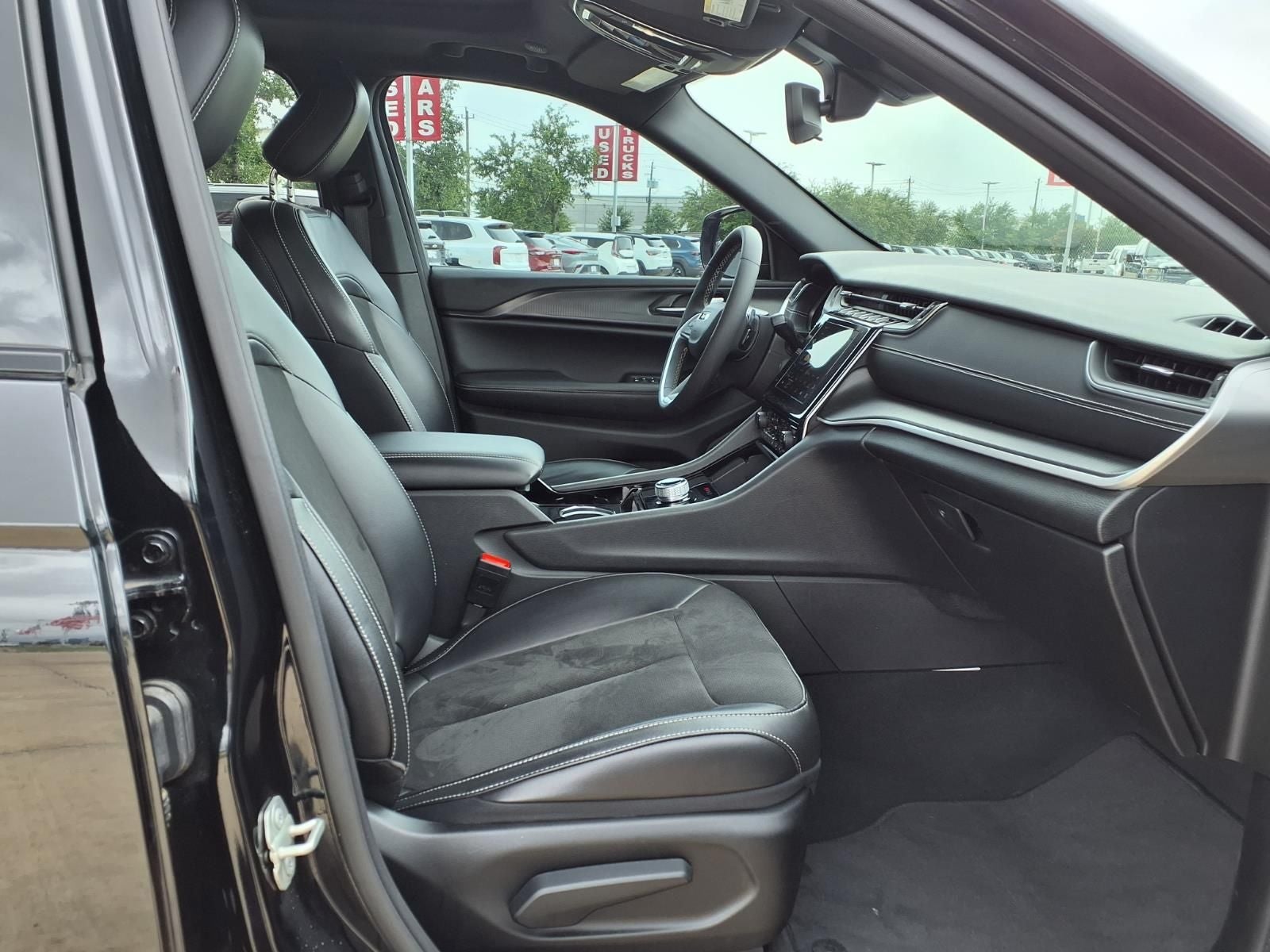 2023 Jeep Grand Cherokee Altitude W/SUNROOF