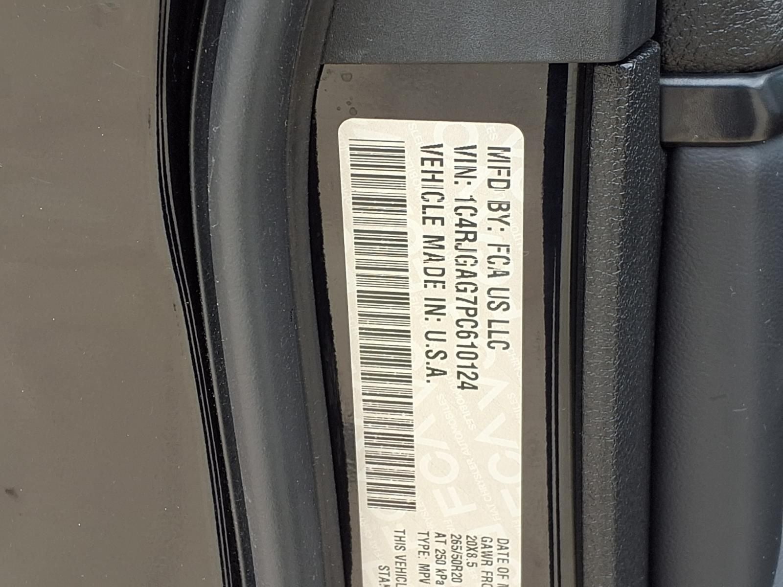 2023 Jeep Grand Cherokee Altitude W/SUNROOF